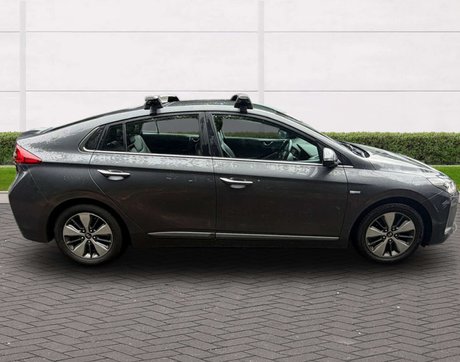 Hyundai IONIQ 1.6 IONIQ Premium SE PHEV Semi-Auto 5dr 2