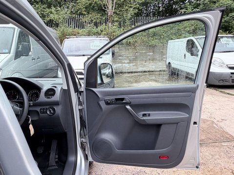 Volkswagen Caddy Maxi 1.6 TDi C20 Maxi Trendline Panel Van 5dr Diesel Manual FWD (152 g/km, 101 b 26