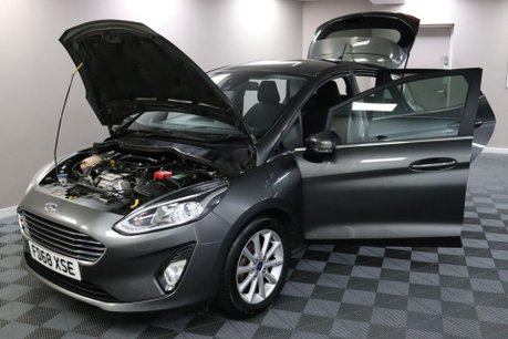 Ford Fiesta TITANIUM 16