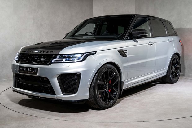 Land Rover Range Rover Sport SVR CARBON EDITION. DEPLOYABLE SIDE STEPS. MATRIX LEDs. CARBON FIBRE ENGINE BAY 1