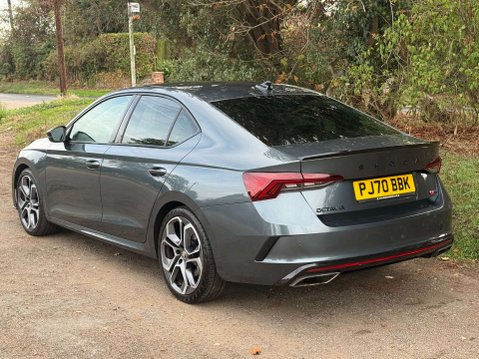 Skoda Octavia 2.0 Octavia vRS TSi Semi-Auto 5dr 19
