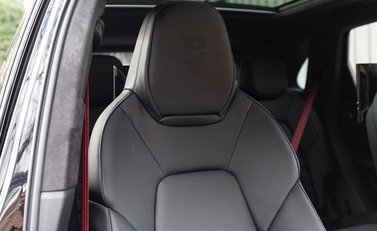 Porsche Cayenne Turbo S E-Hybrid 14