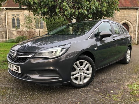 Vauxhall Astra 1.6 CDTi Tech Line Sports Tourer Euro 6 (s/s) 5dr 12