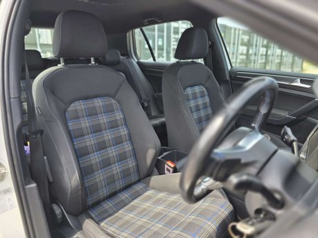 Volkswagen Golf 1.4 TSI 8.7kWh GTE Hatchback 5dr Petrol Plug-in Hybrid DSG Euro 6 (s/s) (20 18