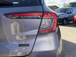 Renault Captur 1.6 E-TECH 9.8kWh E-Tech engineered SUV 5dr Petrol Plug-in Hybrid Auto Euro 19