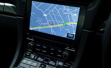 Porsche 911 (991.2) GT3 Touring 17