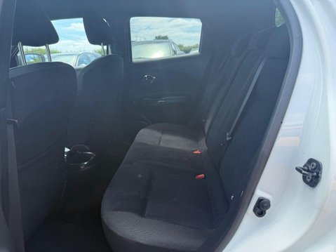 Nissan Juke 1.2 DIG-T Acenta Premium SUV 5dr Petrol Manual Euro 6 (s/s) (115 ps) 10