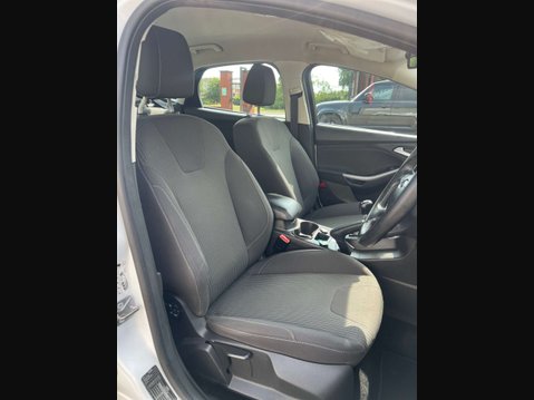 Ford Focus 1.6 Focus Titanium Navigator TDCi 5dr 4