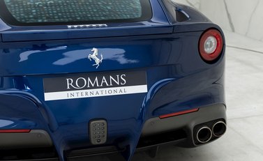 Ferrari F12 Berlinetta 22