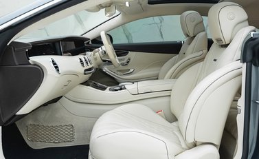 Mercedes-Benz S63 AMG Coupe 14