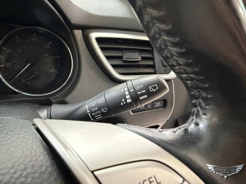 Nissan Qashqai 1.2 DIG-T N-Connecta 2WD Euro 6 (s/s) 5dr 59