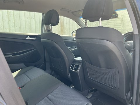 Hyundai TUCSON (Sold)1.7 CRDi Blue Drive SE Nav SUV 5dr Diesel DCT Euro 6 (s/s) (141 ps) 12