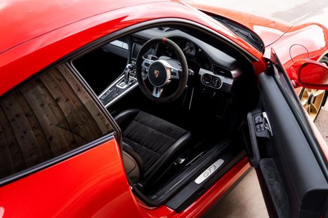 Porsche 911 3.8 991 GT3 PDK Euro 6 2dr 19