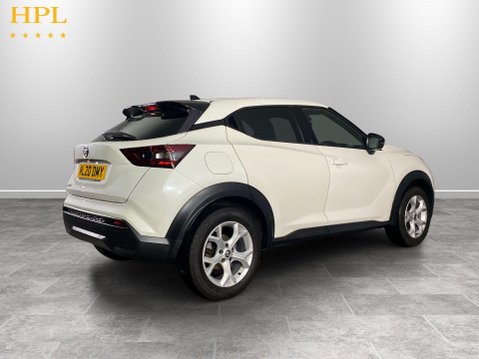 Nissan Juke 1.0 DIG-T N-Connecta SUV 5dr Petrol Manual Euro 6 (s/s) (117 ps) Alloys - A 7