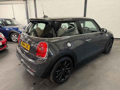 Mini Hatch 2.0 Cooper SD Euro 6 (s/s) 3dr 3