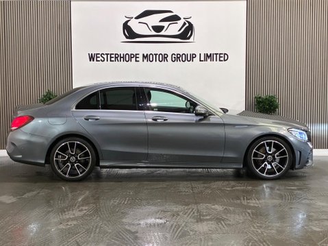 Mercedes-Benz C Class 2.0 C220d AMG Line (Premium) G-Tronic+ Euro 6 (s/s) 4dr 25