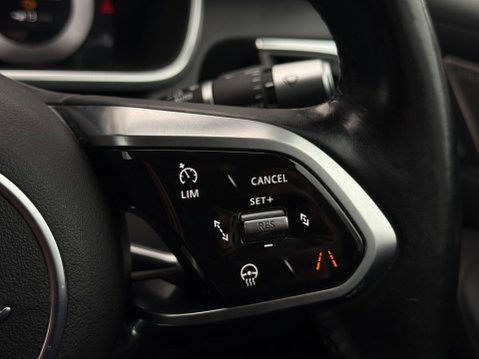 Jaguar I-Pace 400 90kWh SE Auto 4WD 5dr 75