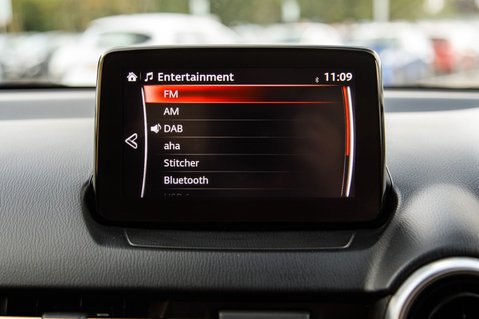 Mazda 2 SPORT NAV MHEV 17
