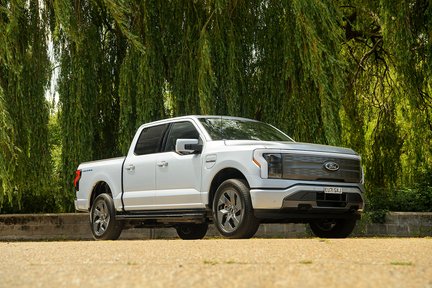 Ford Lightning Lariat Electric 3