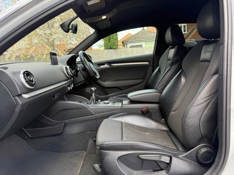 Audi A3 1.4 TFSI S line Euro 6 (s/s) 3dr 54