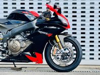 Aprilia RSV RSV 4 Factory 10