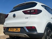 MG ZS EXCLUSIVE 18