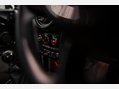 Mini Hatch 2.0 Cooper S Euro 6 (s/s) 3dr 23