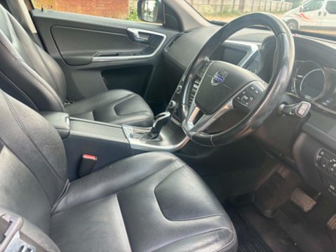 Volvo XC60 D5 SE LUX NAV AWD 10
