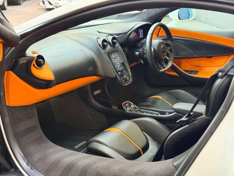 McLaren 570S 3.8T V8 Coupe 2dr Petrol SSG Euro 6 (s/s) (570 ps) 30