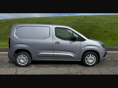 Vauxhall Combo 1.5 Combo 2300 Professional Turbo D S/S 3