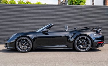 Porsche 911 Turbo S Cabriolet (992) 3
