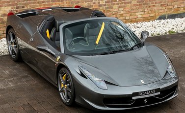 Ferrari 458 Spider 8