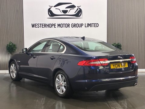 Jaguar XF 2.2d Luxury Auto Euro 5 (s/s) 4dr 2