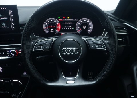 Audi A4 2.0 A4 S Line Black Edition 35 TFSI Semi-Auto 4dr 18
