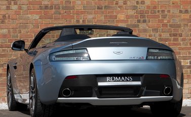 Aston Martin V12 Vantage S Roadster 3