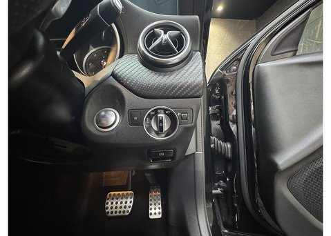 Mercedes-Benz A Class 2.1 A200d AMG Line Hatchback 5dr Diesel 7G-DCT Euro 6 (s/s) (136 ps) 38
