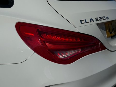 Mercedes-Benz CLA Class 2.1 CLA220d AMG Sport Shooting Brake 7G-DCT Euro 6 (s/s) 5dr 37
