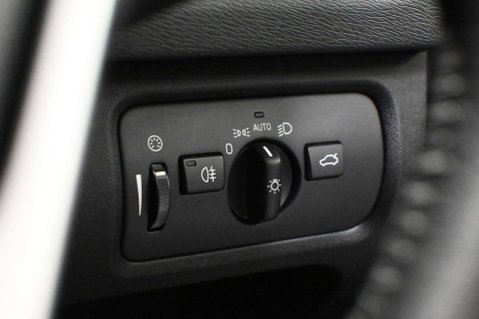 Volvo V40 1.5 V40 Inscription Edition T3 Auto 5dr 47