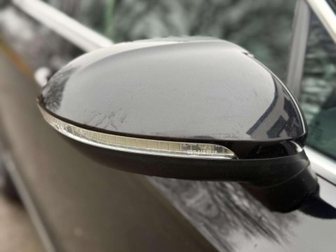 Volkswagen Passat 1.4 TSI 13kWh GTE DSG Euro 6 (s/s) 4dr 10