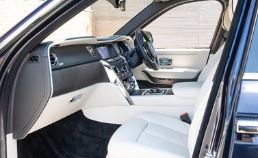 Rolls-Royce Cullinan 17