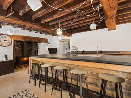 Rural charm with 21st century style 7