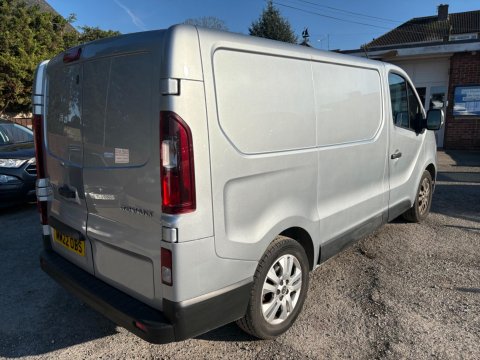 Renault Trafic SL28 SPORT DCI 8