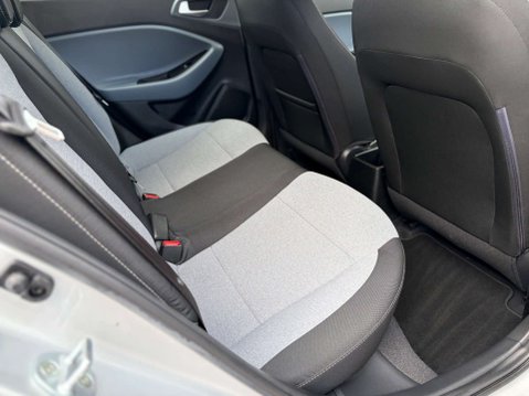 Hyundai i20 1.4 i20 SE MPI 5dr 18