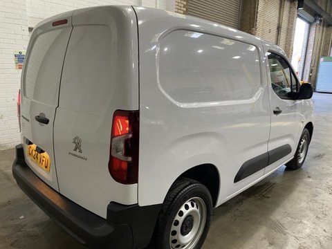 Peugeot Partner BLUEHDI PROFESSIONAL PREMIUM PLUS L1 5