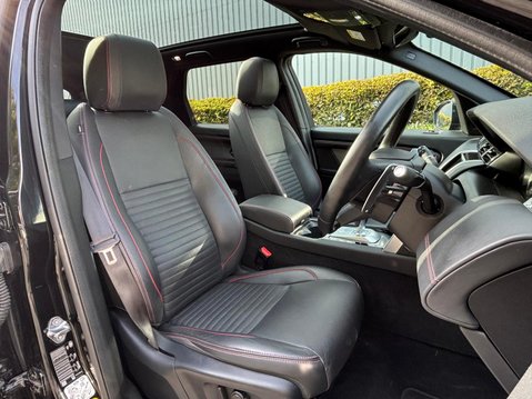 Land Rover Discovery Sport R-DYNAMIC HSE MHEV 14