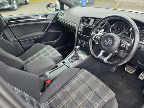 Volkswagen Golf 2.0 Golf GTD Semi-Auto 5dr 12