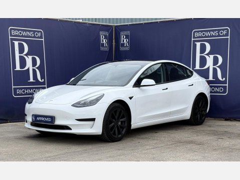 Tesla Model 3 Saloon 4dr Electric Auto RWD (241 bhp) 8