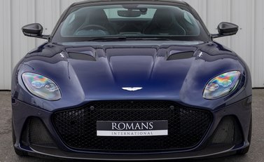 Aston Martin DBS Superleggera 4