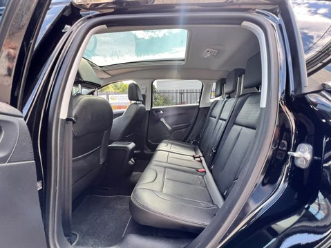 Peugeot 2008 BLUE HDI S/S FELINE MISTRAL 59
