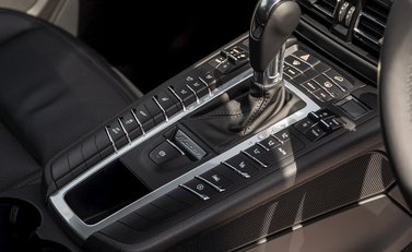 Porsche Macan S 21